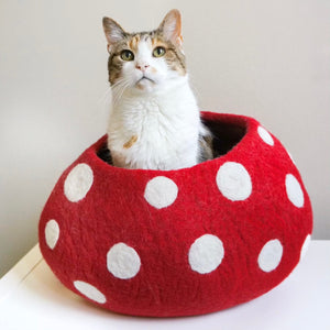 Friendsheep Pets Mushroom Eco Kitty Cave - Red