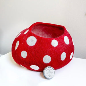 Friendsheep Pets Mushroom Eco Kitty Cave - Red