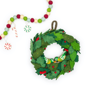 Friendsheep Wreath Festive Birds Holiday Wreath